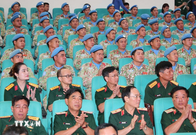 /UploadStore/admin/251016 tong ket/gin-giu-hoa-binh-3.jpg